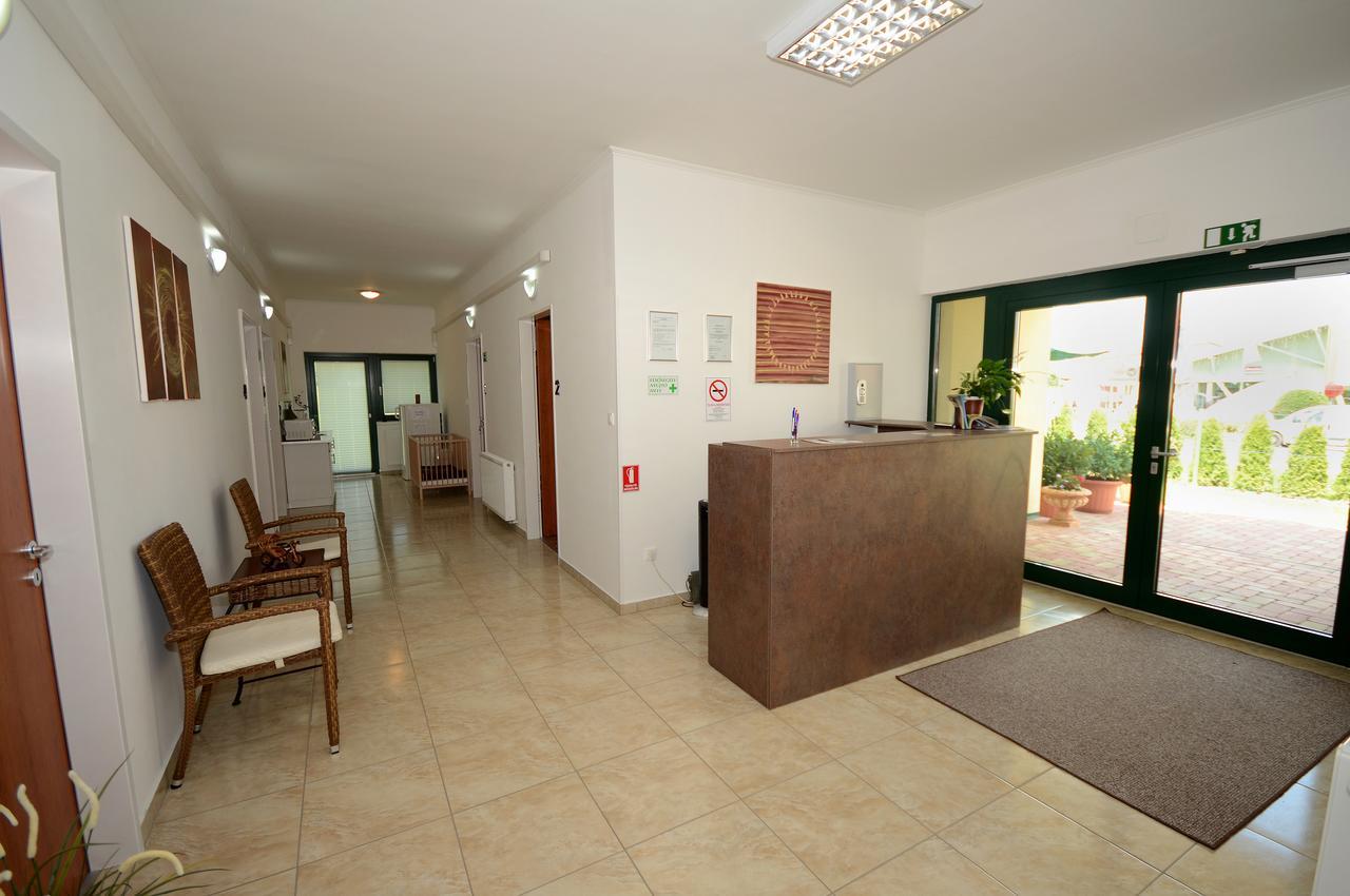 Szarszo Panzio Bed & Breakfast Балатонсарсо Екстериор снимка